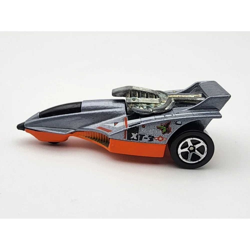 🏁Vintage‎ Hot Wheels 1984 XT-3 Three wheeler in SILVER/ ORANGE